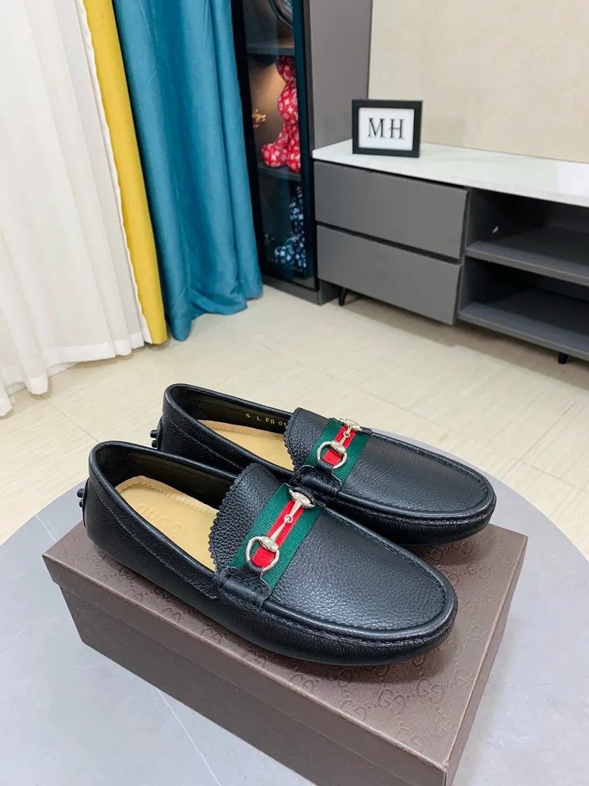 Men's men's shoes 💰458🌹🌹 Comes with packaging [GUCCI Gucci] original men's casual beanie shoes, original Italian imported special material cowhide embossing➕real first-layer sheepskin lining; equipped with precision stitching to highlight low-key luxury. The comfortable sole design maximizes the comfort and anti-slip properties of the shoe. The shoe shape is dignified and the low-key charm is not concealed! Natural and free new urbanism, code number: 38-44